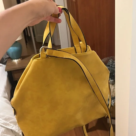 Yellow free people leather purse with long and short straps - Picture 4 of 4